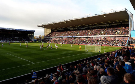 面对强劲对 面对强劲对